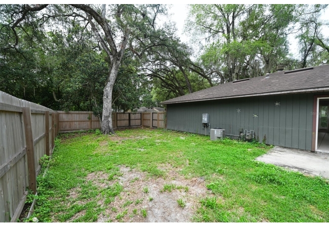 7616 SW 10TH AVE House photo 26