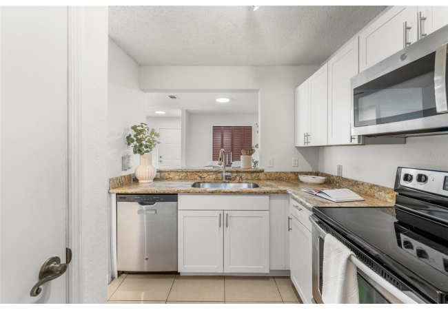 3705 SW 27TH ST #1117 Condo photo 11