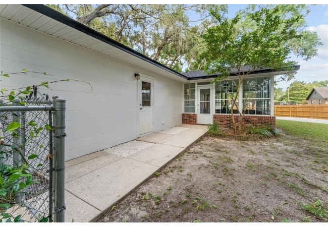 25747 SW 19TH AVE House photo 42