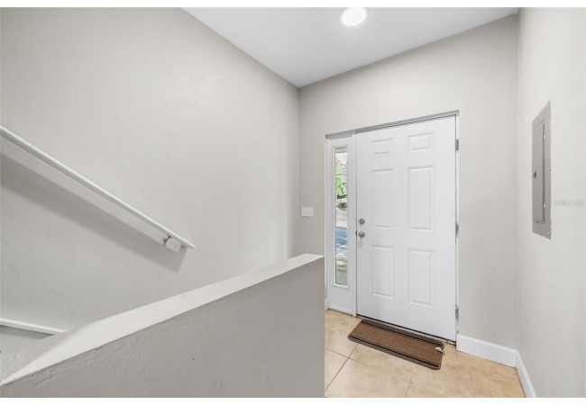 2927 SW 35TH PL #113 Condo photo 5
