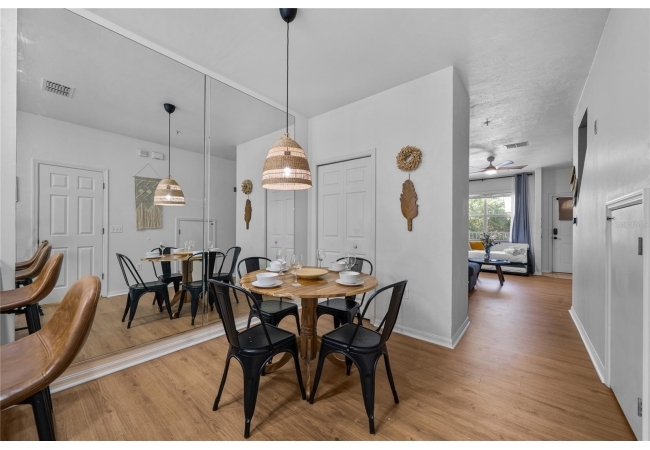 6519 W NEWBERRY RD #A6 Condo photo 8