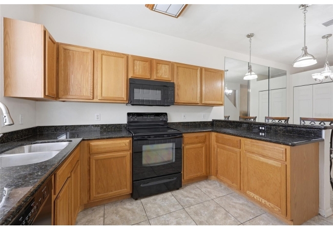 3890 SW 20TH AVE #1706 Condo photo 8
