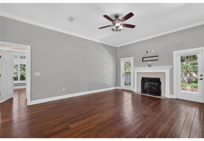 9219 NW 24 LN House photo 11
