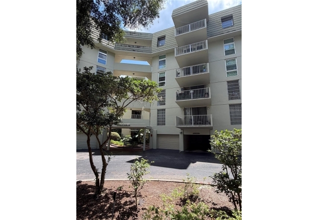1719 NW 23RD BLVD #G 7 Condo photo 1