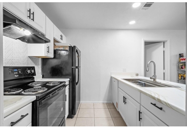 4000 SW 23RD ST #4-305 Condo photo 6
