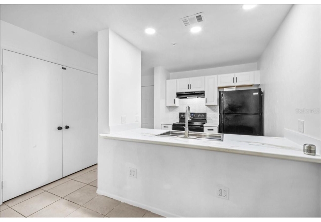 4000 SW 23RD ST #4-305 Condo photo 8
