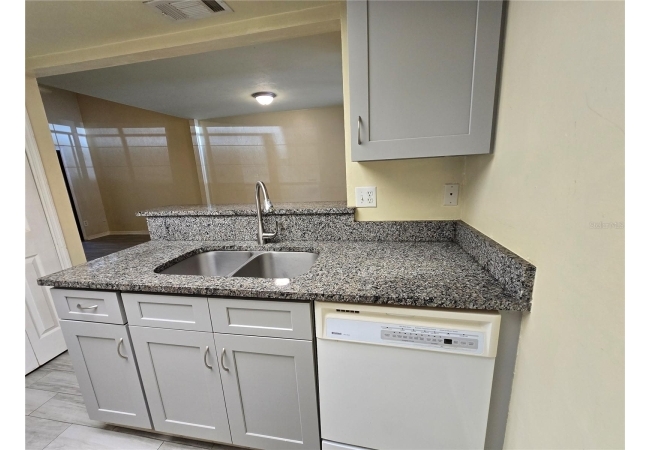 842 SW 55TH TER Condo photo 11