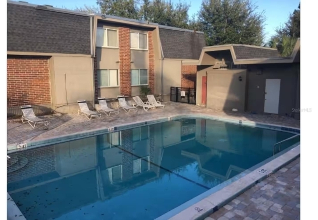 1700 SW 16TH CT #A5 Condo photo 12