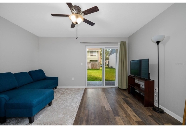 2132 SW 39TH DR Condo photo 5