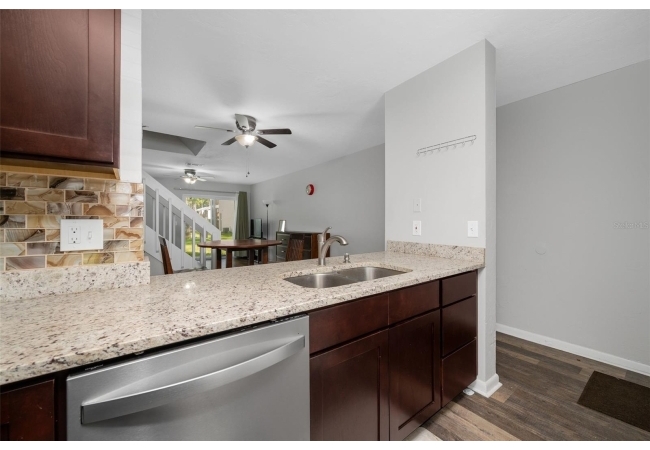 2132 SW 39TH DR Condo photo 10