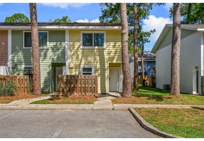 2132 SW 39TH DR Condo photo 1