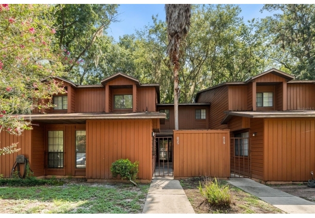 825 SW 55TH TER Condo photo 1