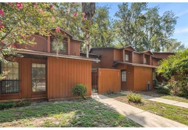 825 SW 55TH TER Condo photo 3