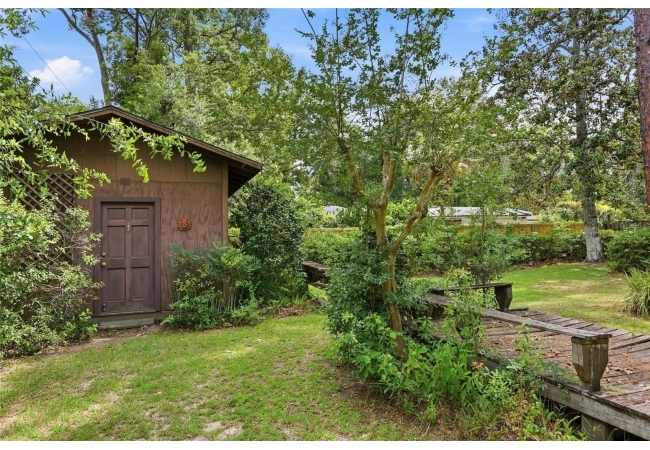 1911 NW 22ND DR House photo 10