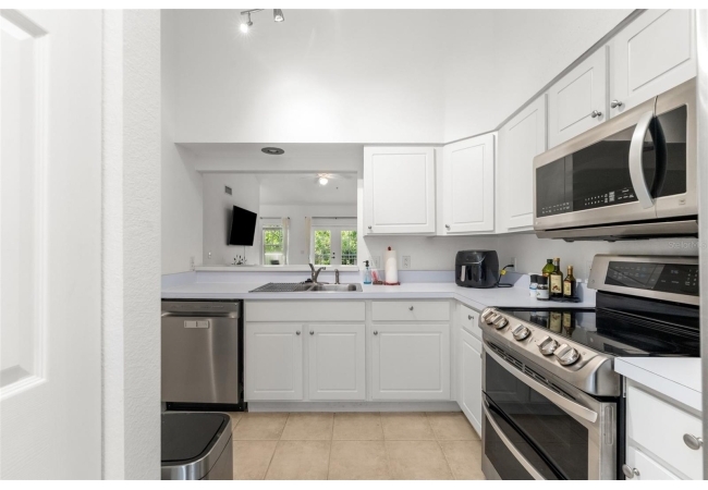 9124 SW 51ST RD #302 Condo photo 5