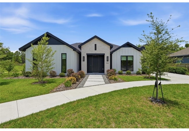 1324 SW 120TH DR House photo 1