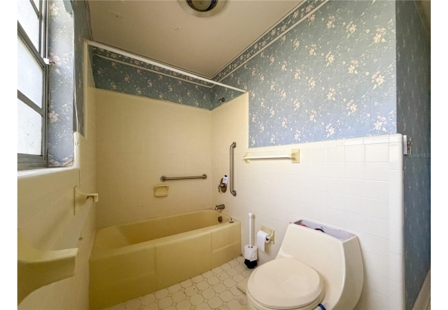 11131 NW 11TH AVE House photo 42