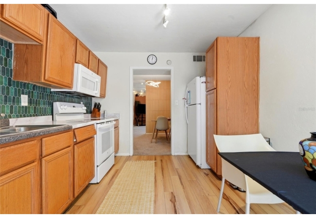 507 NW 39TH RD #301 Condo photo 18