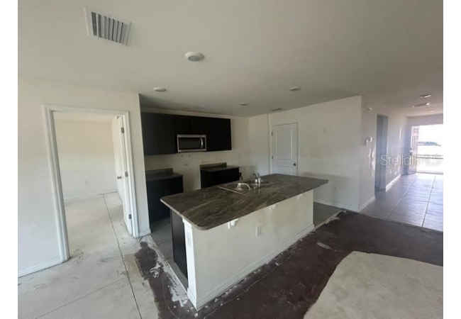 24528 NW 7TH LN House photo 2