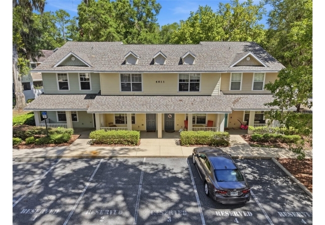4611 SW 48TH WAY #108 Condo photo 1