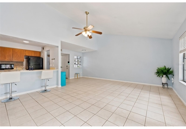 4431 SW 21ST LN Condo photo 5