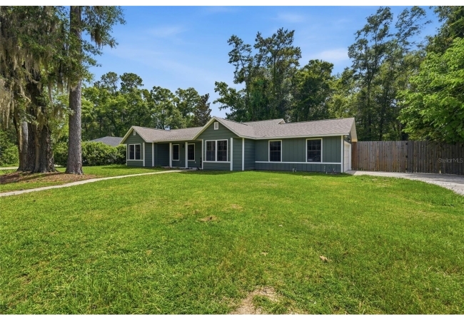 4204 NW 66TH TER House photo 1