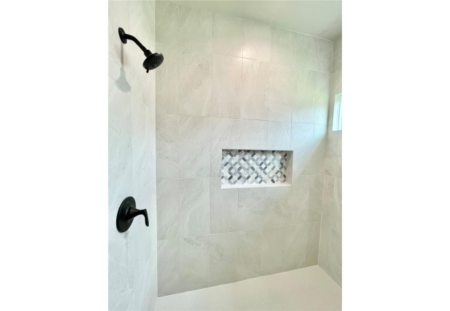 146 SW 212TH DR House photo 17