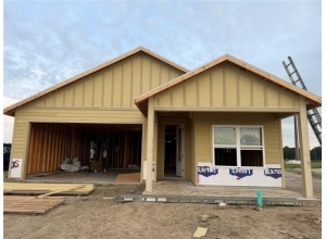 122 SW 212TH DR
