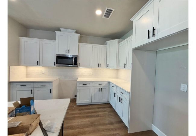 122 SW 212TH DR House photo 6