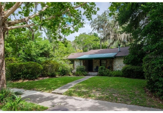 1740 NW 7TH AVE House photo 1