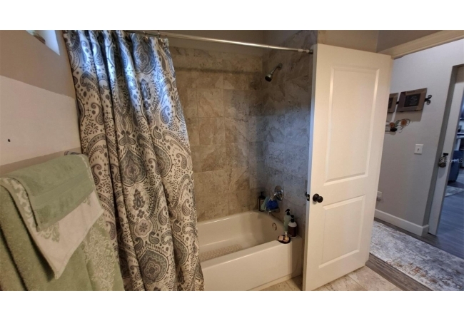 House photo 16