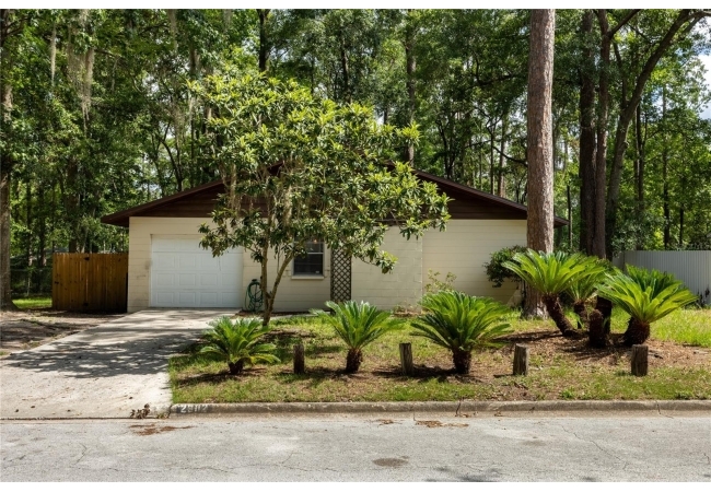 2902 NW 39TH PL House photo 1