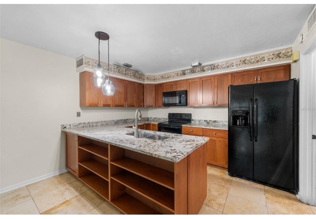 1653 NW 19TH CIR Condo photo 5