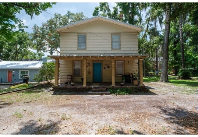 120 NW 9TH ST House photo 1