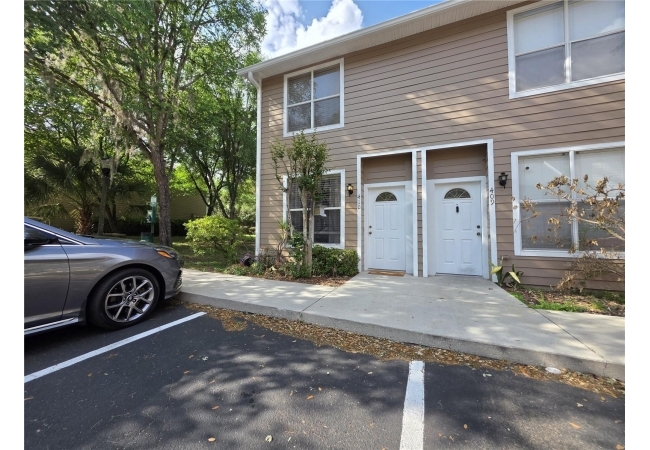 4415 SW 34TH ST #410 Condo photo 1
