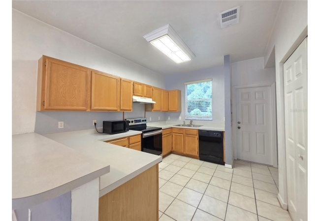4415 SW 34TH ST #410 Condo photo 8