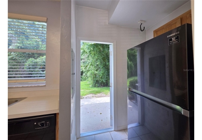 4415 SW 34TH ST #410 Condo photo 11