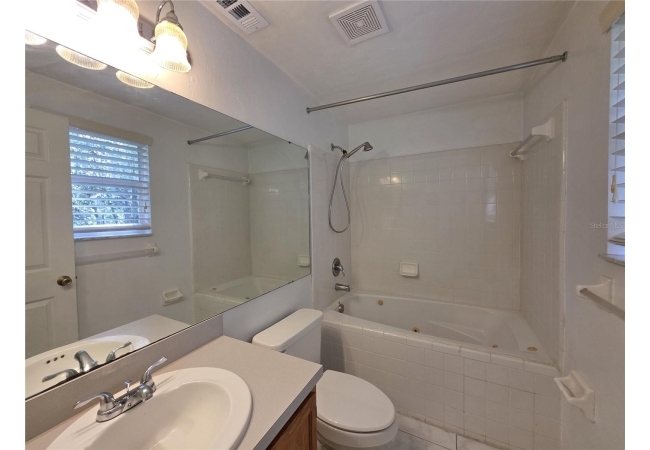 4415 SW 34TH ST #410 Condo photo 17