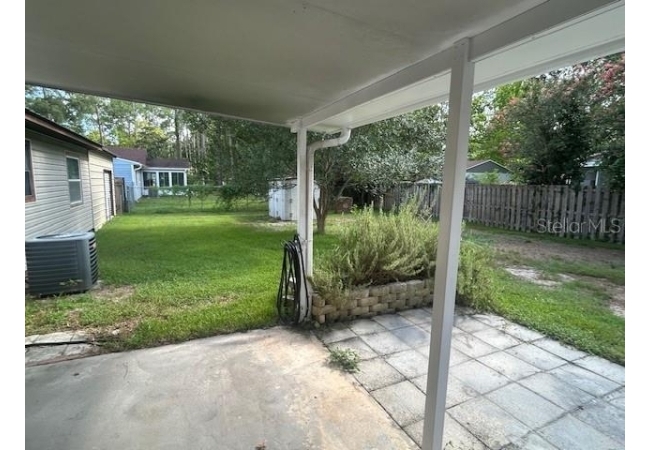 4610 NW 27TH TER House photo 7