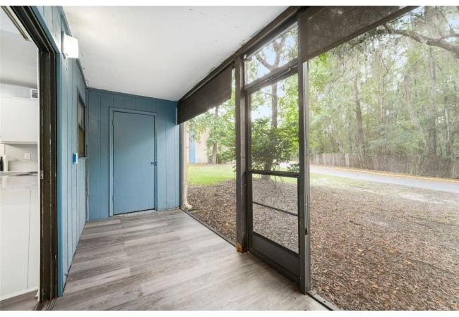 2811 SW ARCHER RD #P131 Condo photo 20