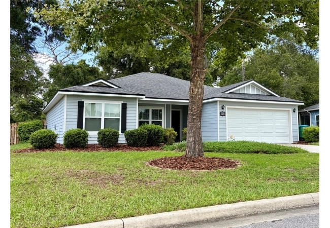 882 NW 256TH WAY House photo 1