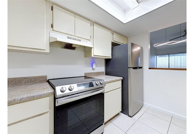 2508 SW 35TH PL #A6 Condo photo 8