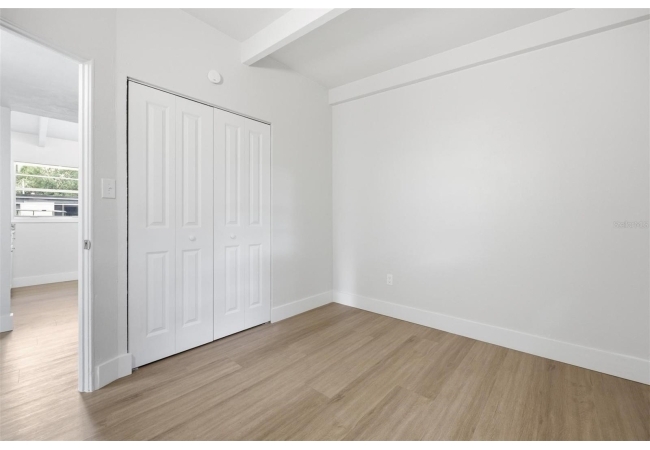 2832 NE 11TH TER House photo 16
