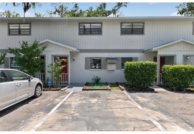 4123 SW 15TH PL #2 Condo photo 1