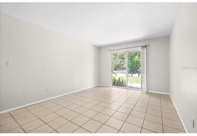 1015 SW 9TH ST #D1 Condo photo 4