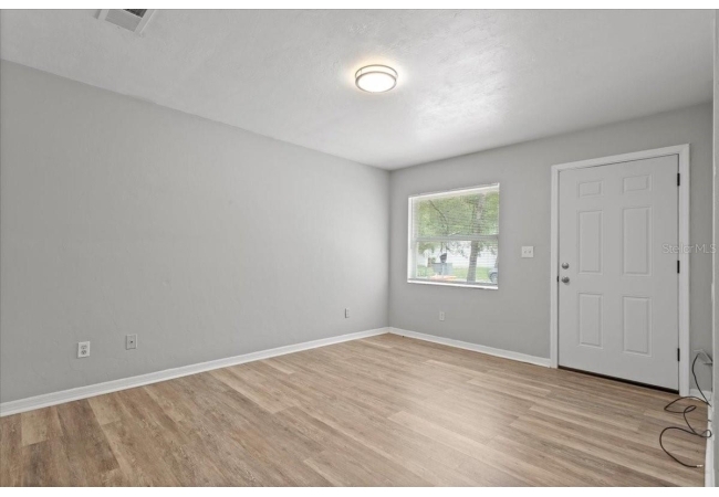 1816 SW 70TH TER House photo 5