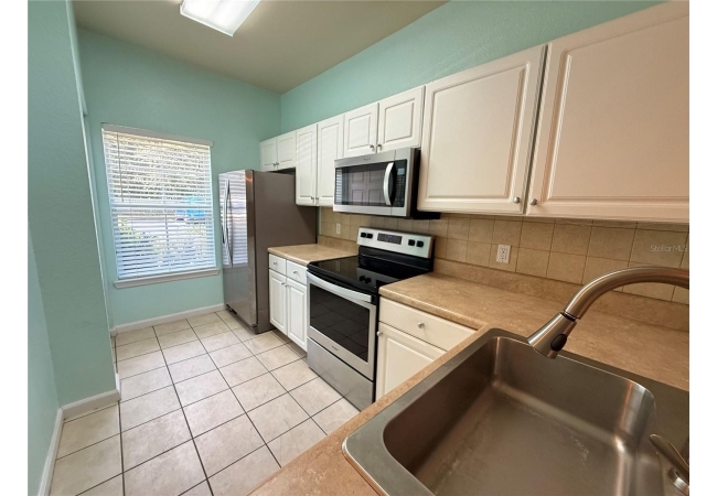 5008 NW 44TH LN #102 Condo photo 8