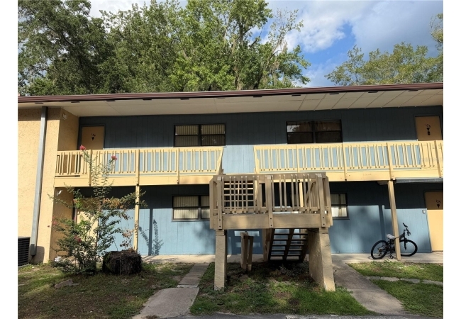 2811 SW ARCHER RD #P134 Condo photo 1