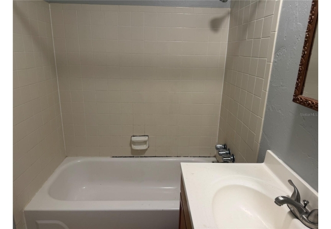 2811 SW ARCHER RD #P134 Condo photo 6