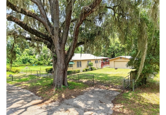 18727 NW 251ST ST House photo 3